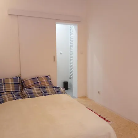 Lemko Apartment
